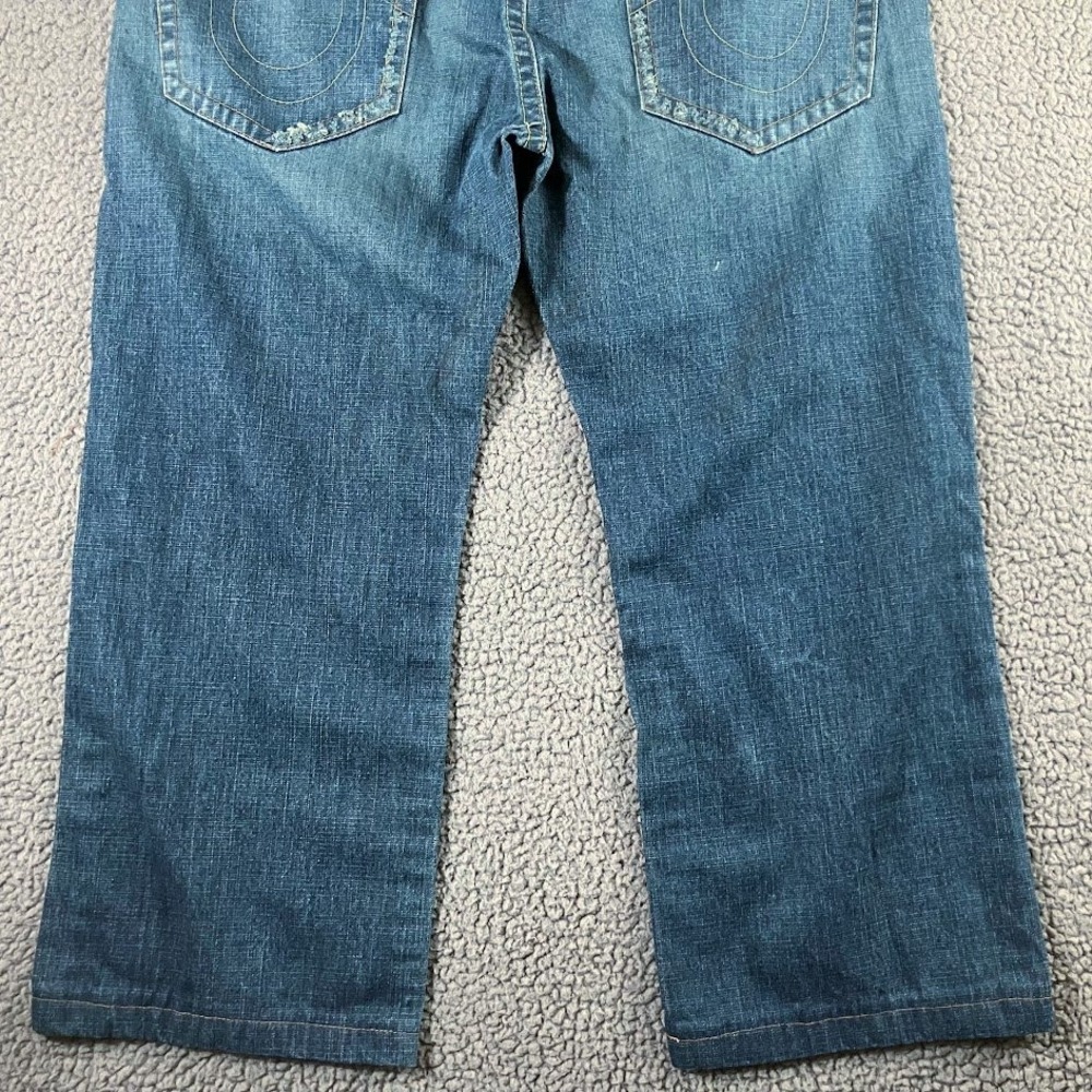 True Religion Bobby Jeans Mens 43x27 Medium Wash Straight‎ Leg Distressed Denim - Picture 13 of 15
